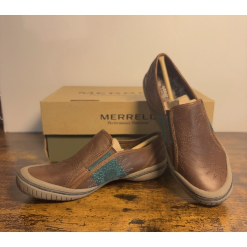 Merrell Skynight Shoes Women Sz 6 Brown Leather Slip On Embroidered NEW WITH BOX